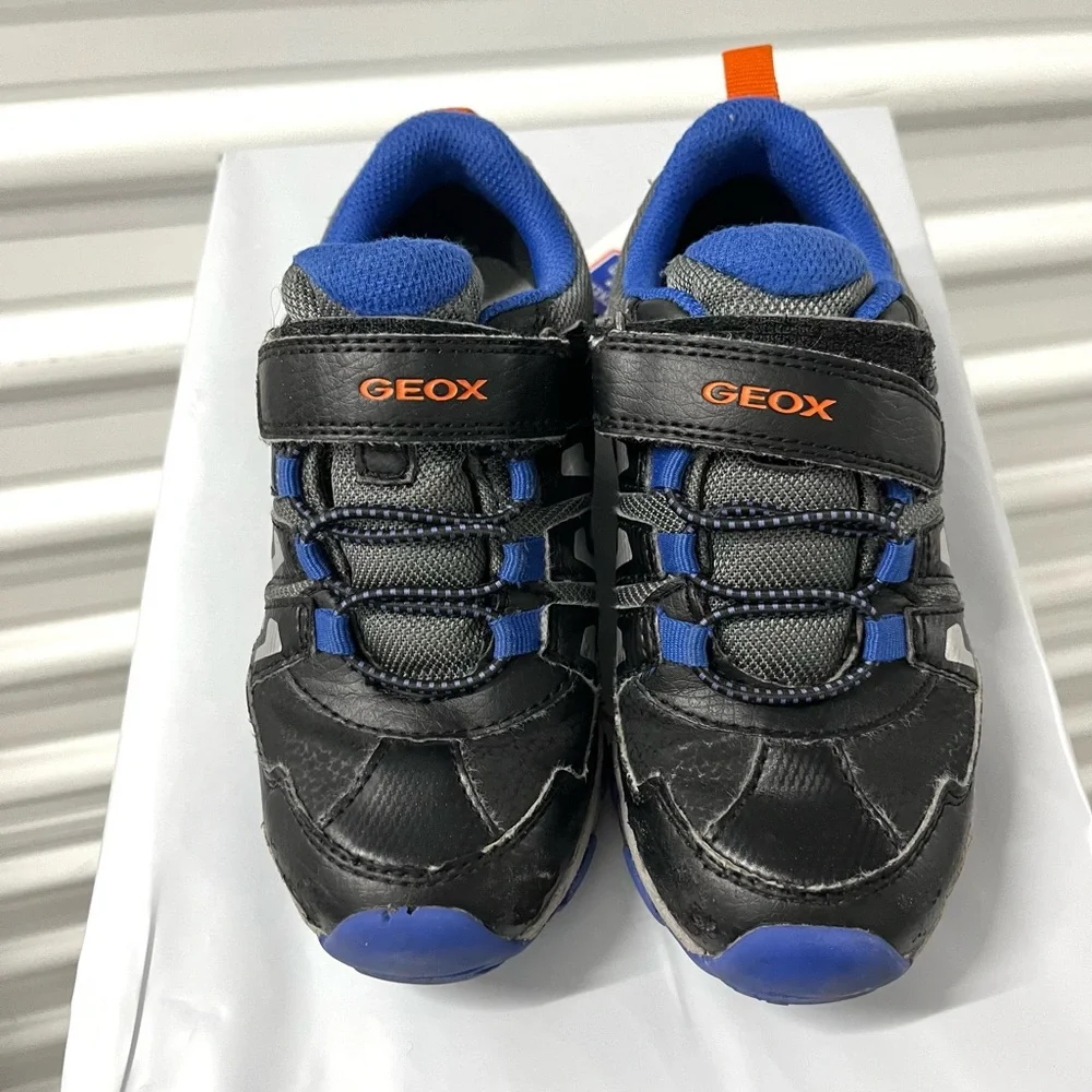 GEOX Kids -  Little Boy Casual Sneakers Shoes Black Blue size 11.5 US